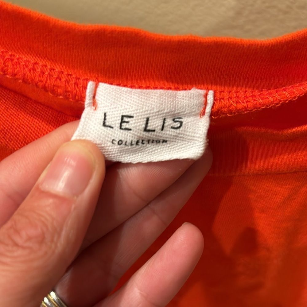 Le Lis woman's cropped orange ruffled shirt - Picture 5 of 8